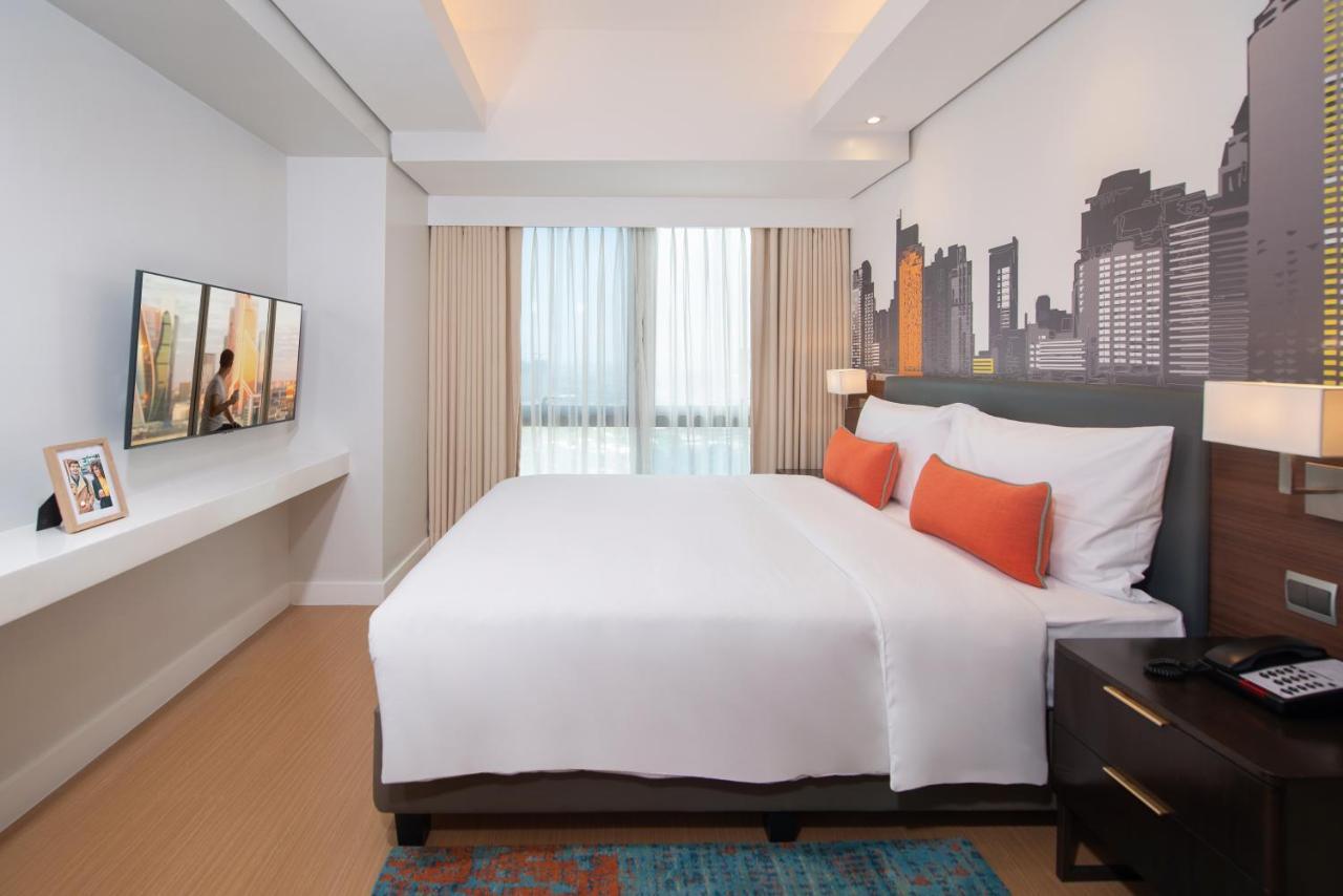 فندق Citadines Benavidez Makati ماكاتي المظهر الخارجي الصورة